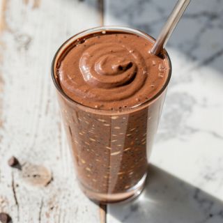 Chocolate Peanut Butter Overnight Oats with Chia Seeds